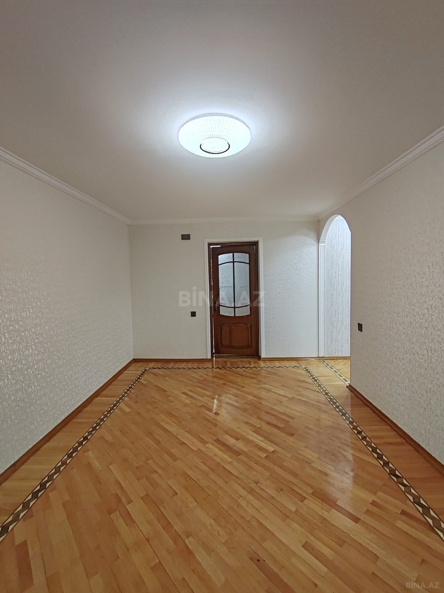 2 otaqlı Köhnə tikili, İnşaatçılar m., Bakı
