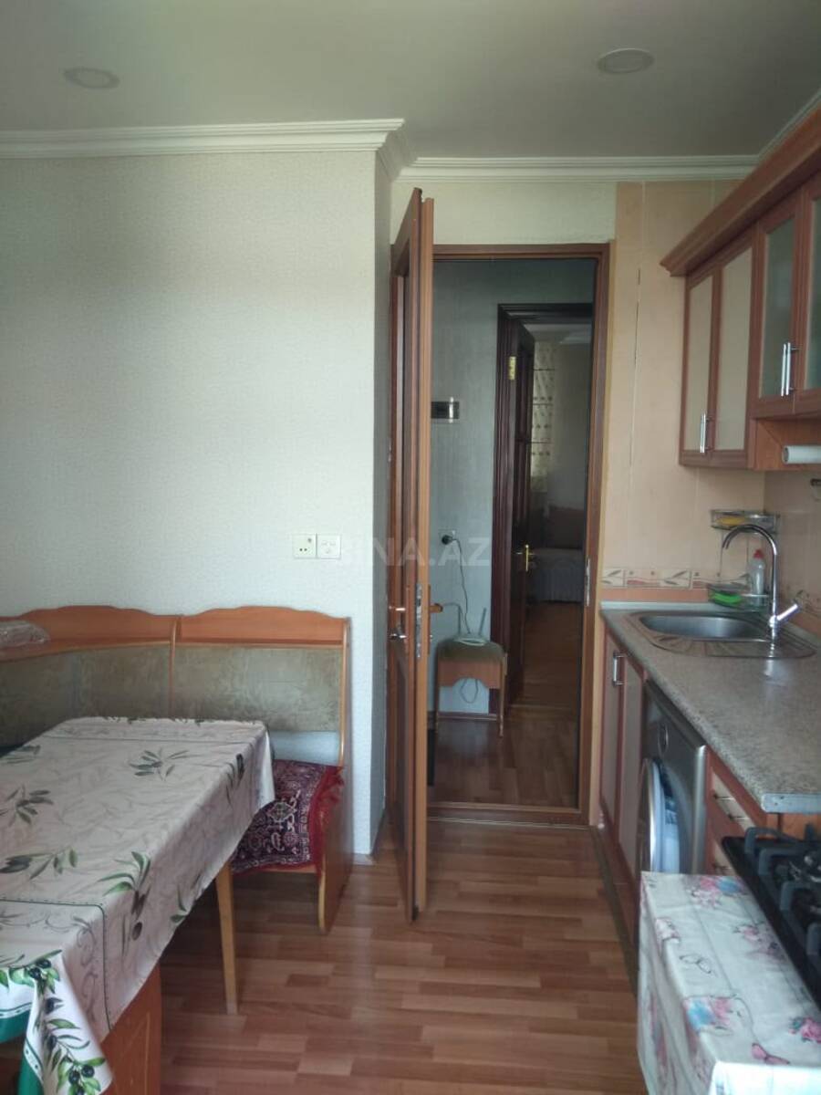 2 otaqlı Köhnə tikili, 28 May m., Bakı