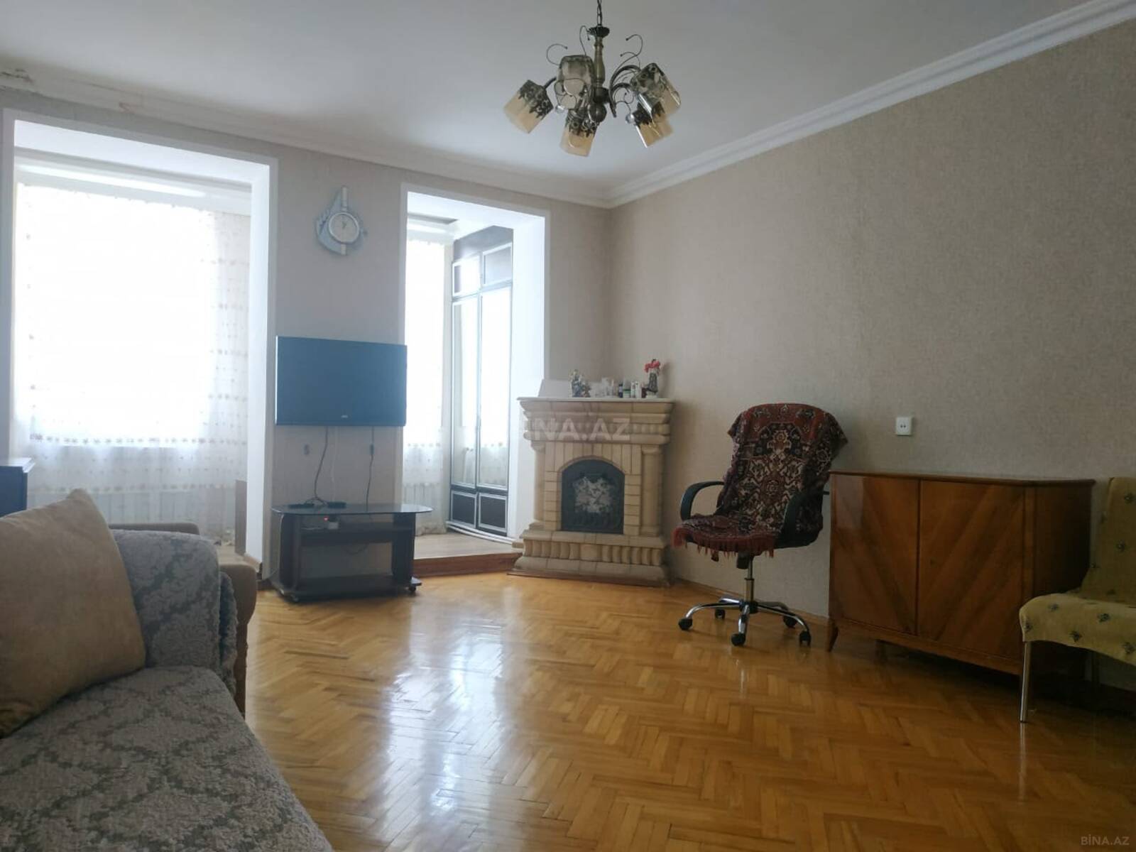 2 otaqlı Köhnə tikili, 28 May m., Bakı