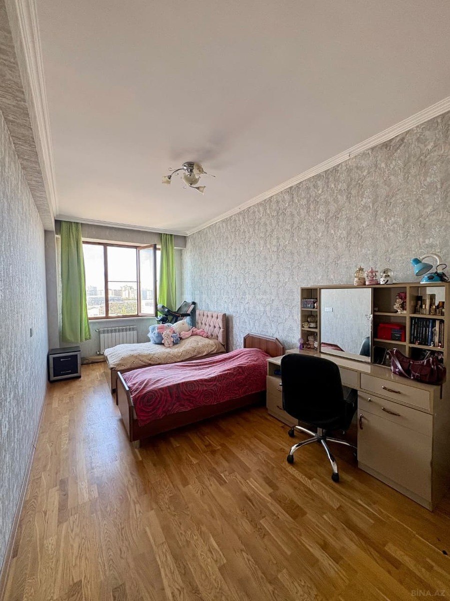 3 otaqlı Yeni tikili, Qara Qarayev m., Bakı