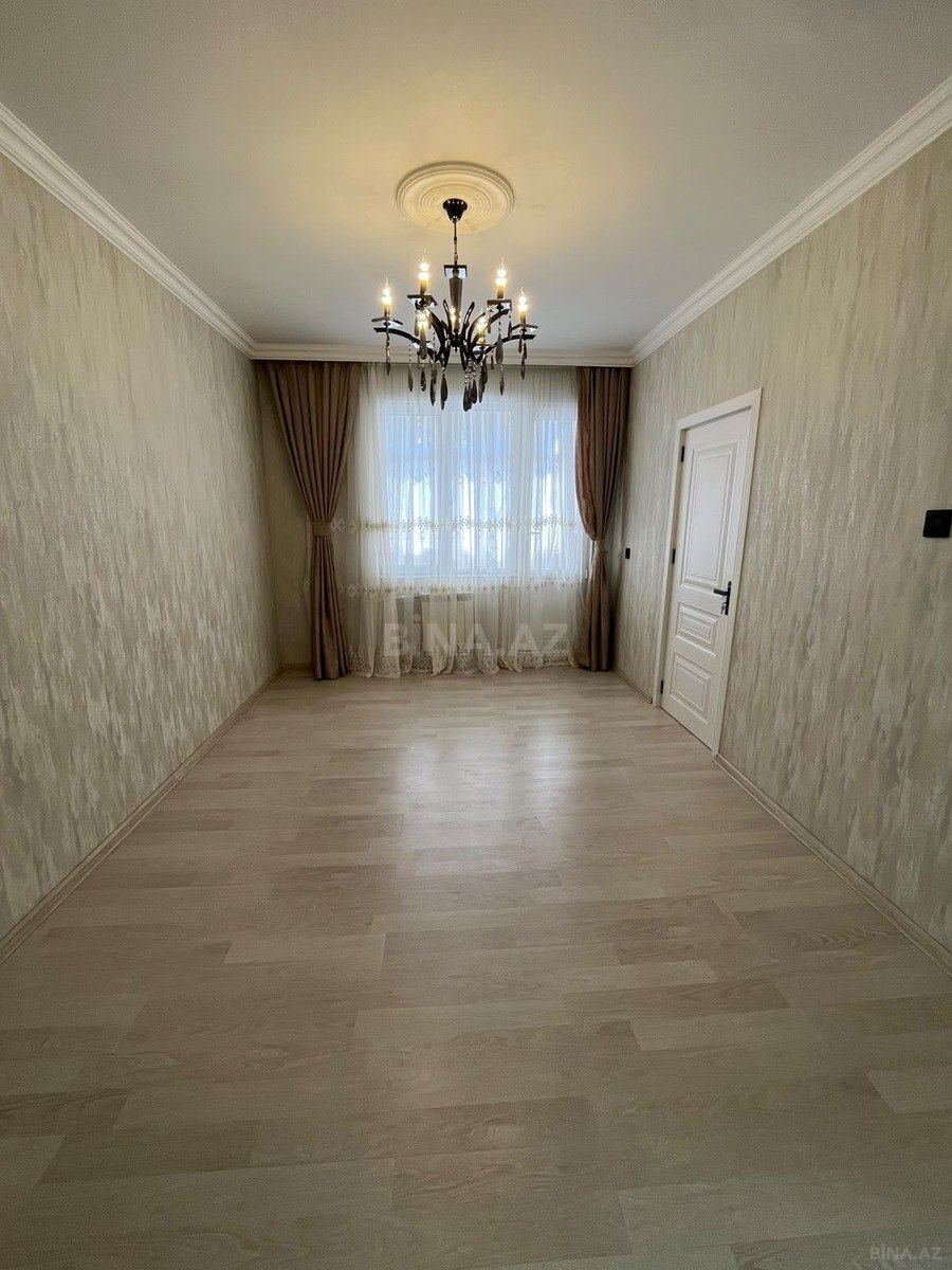 2 otaqlı Köhnə tikili, Memar Əcəmi m., Bakı