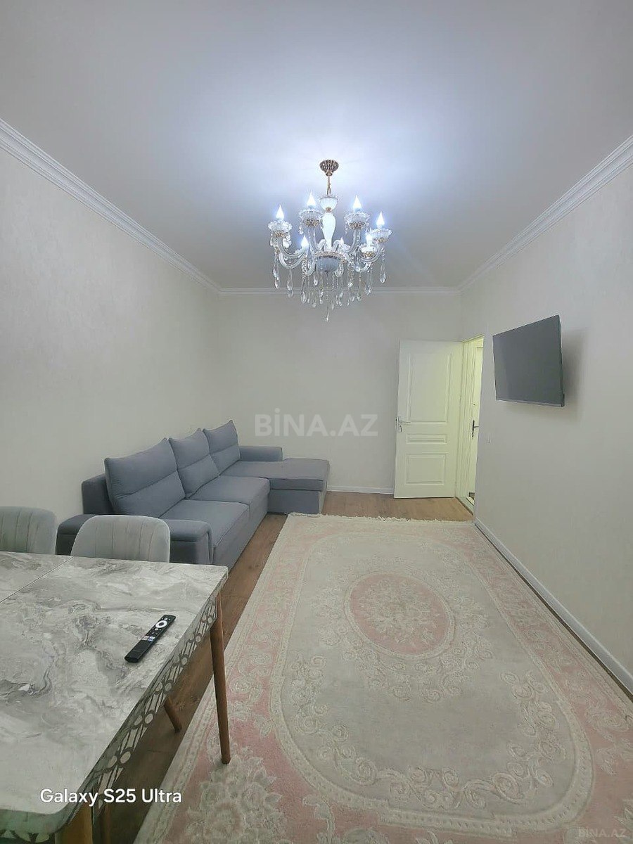 2 otaqlı Köhnə tikili, Memar Əcəmi m., Bakı