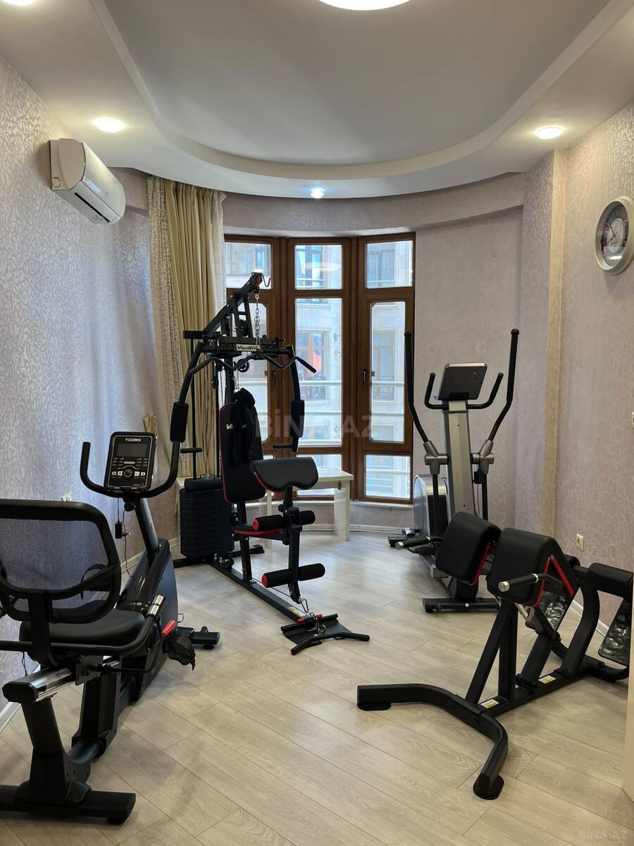 3 otaqlı Yeni tikili, Şah İsmayıl Xətai m., Bakı