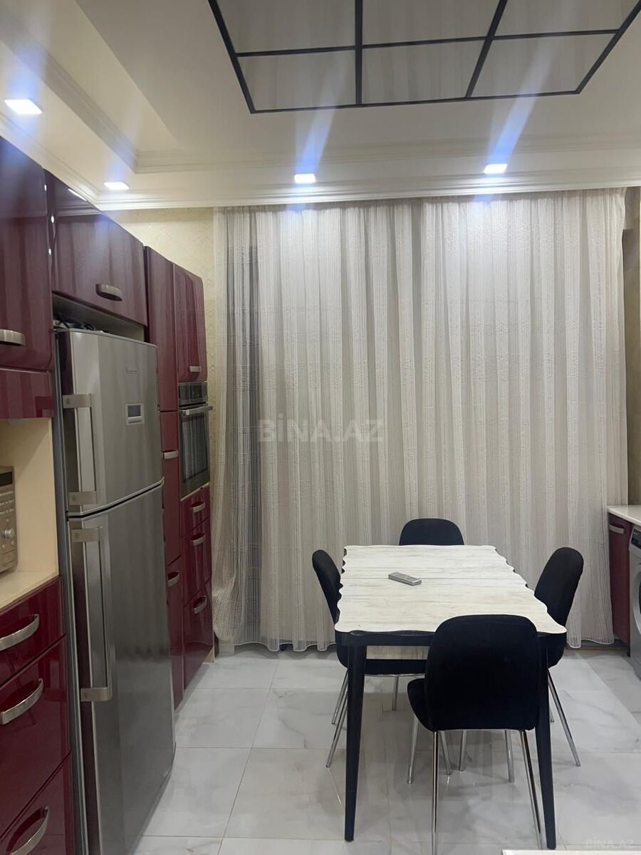 2 otaqlı Yeni tikili, 8 Noyabr m., Bakı