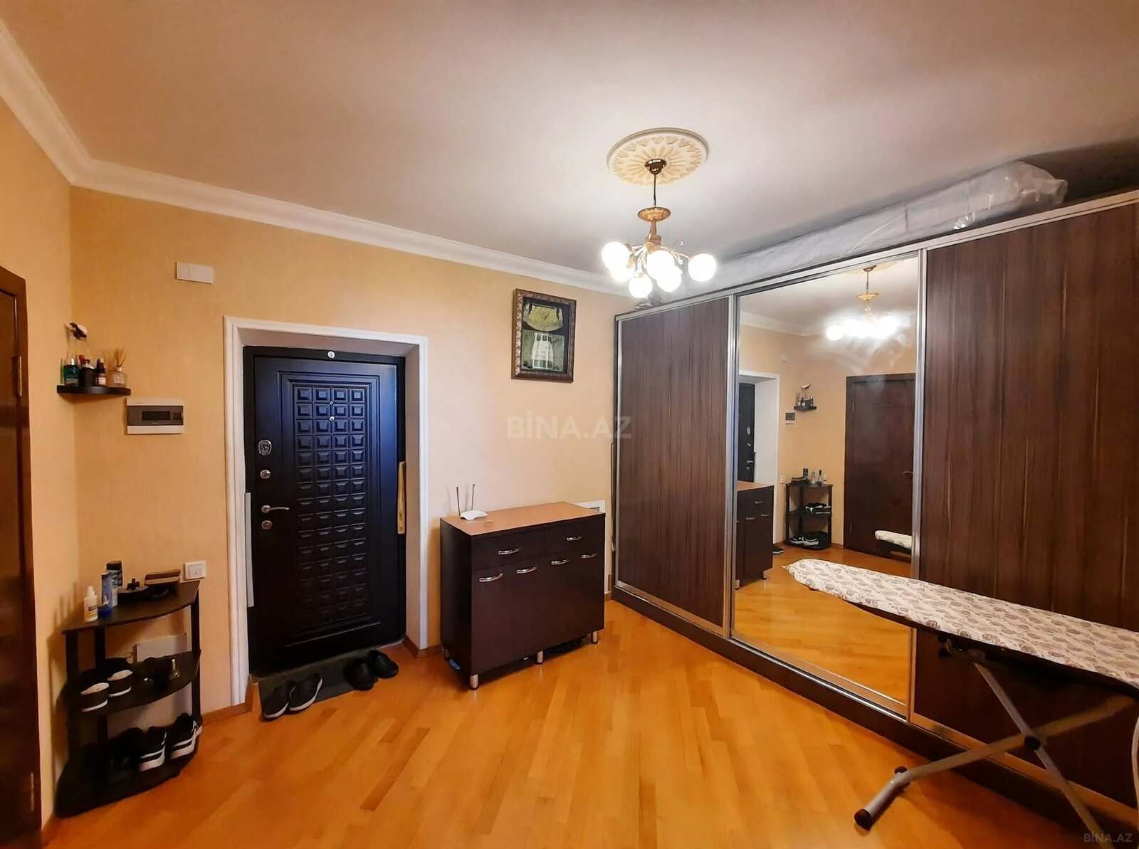 3 otaqlı Yeni tikili, Neftçilər m., Bakı