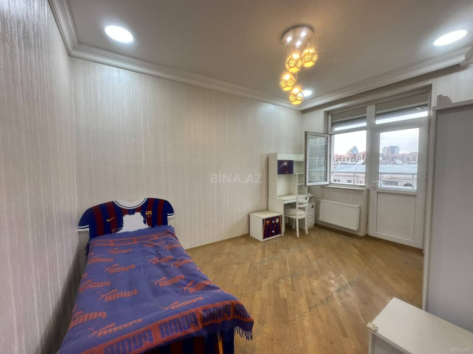 3 otaqlı Yeni tikili, Şah İsmayıl Xətai m., Bakı