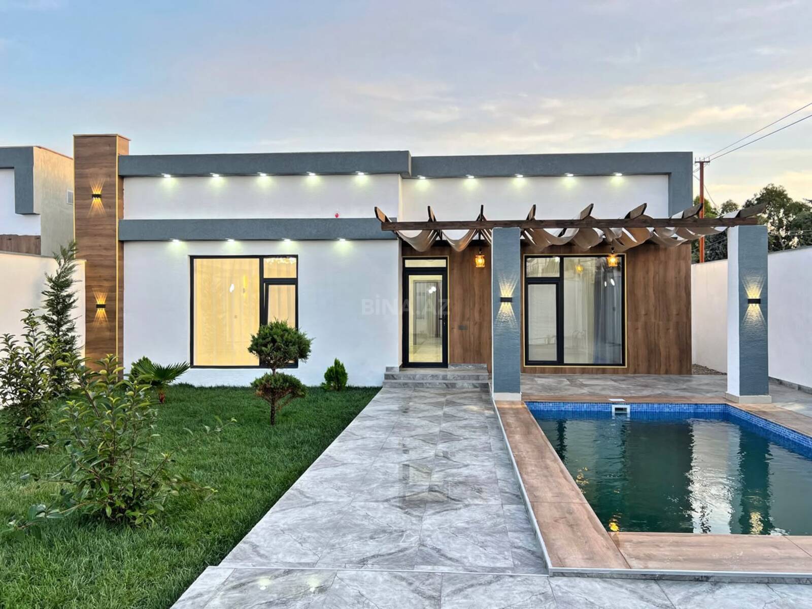 4 otaqlı Həyət evi/Bağ evi, Şüvəlan q., Bakı