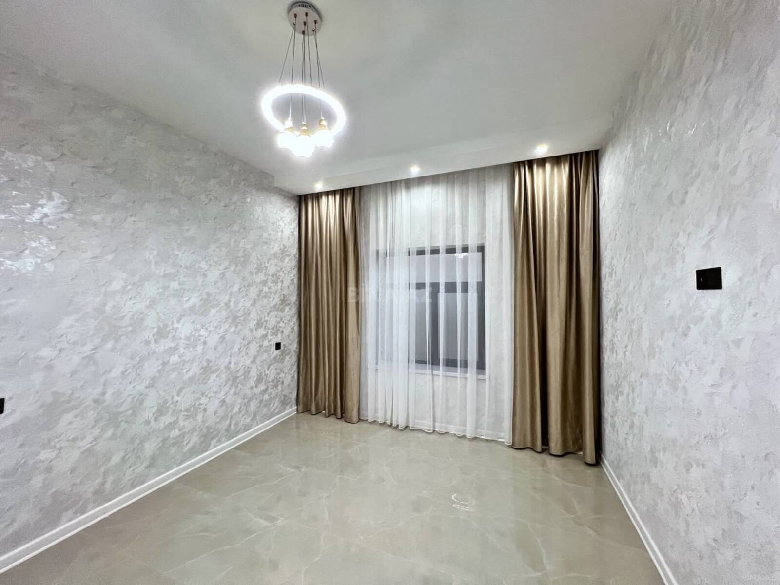 4 otaqlı Həyət evi/Bağ evi, Şüvəlan q., Bakı