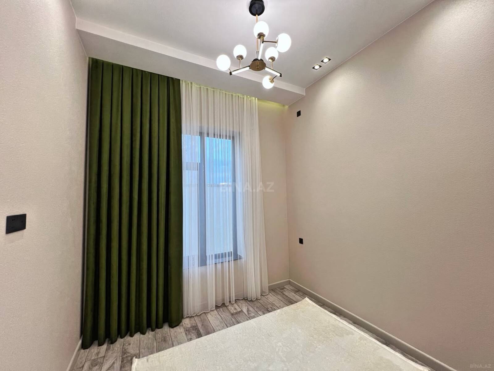 4 otaqlı Həyət evi/Bağ evi, Şüvəlan q., Bakı