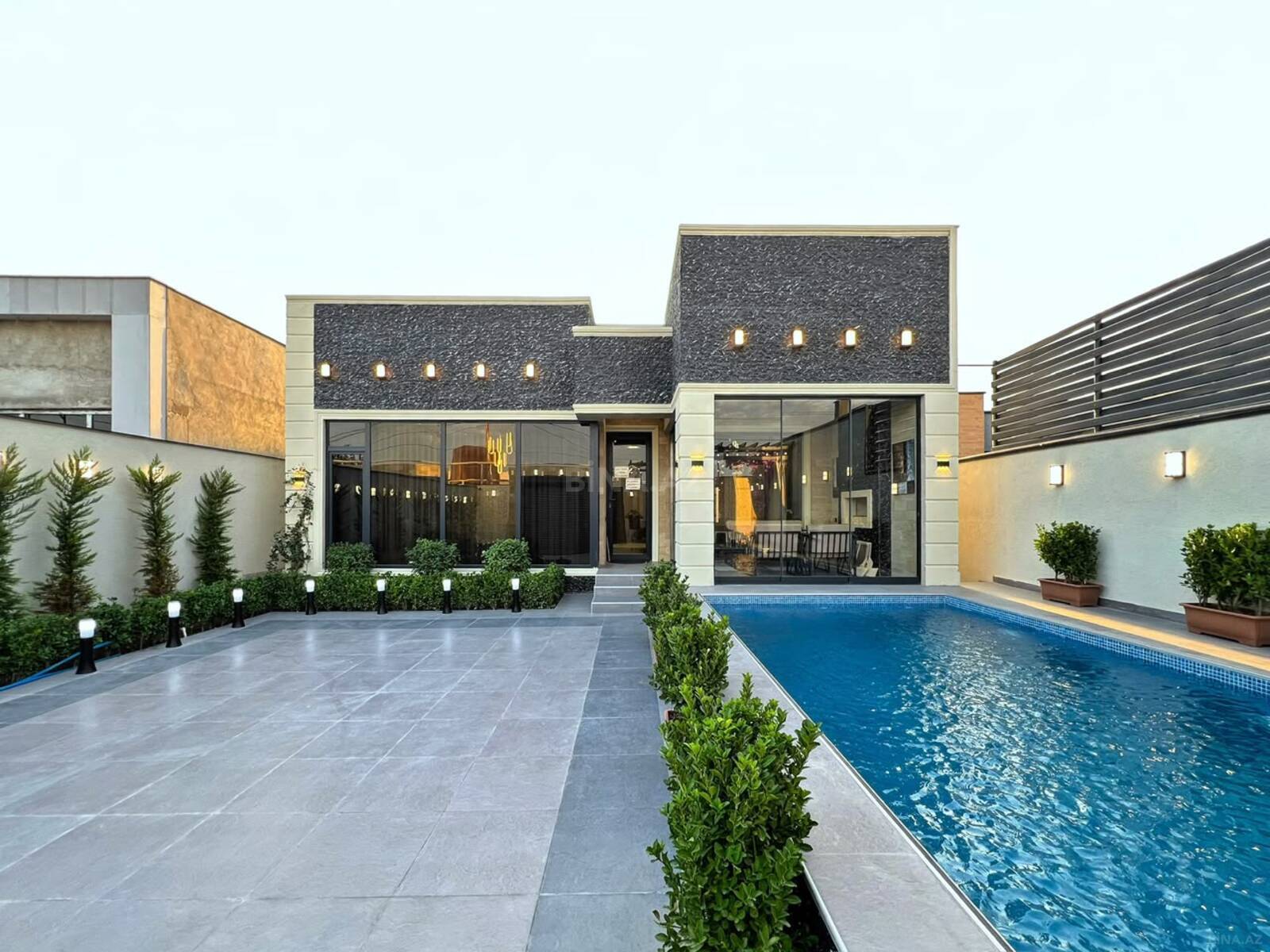 4 otaqlı Həyət evi/Bağ evi, Şüvəlan q., Bakı
