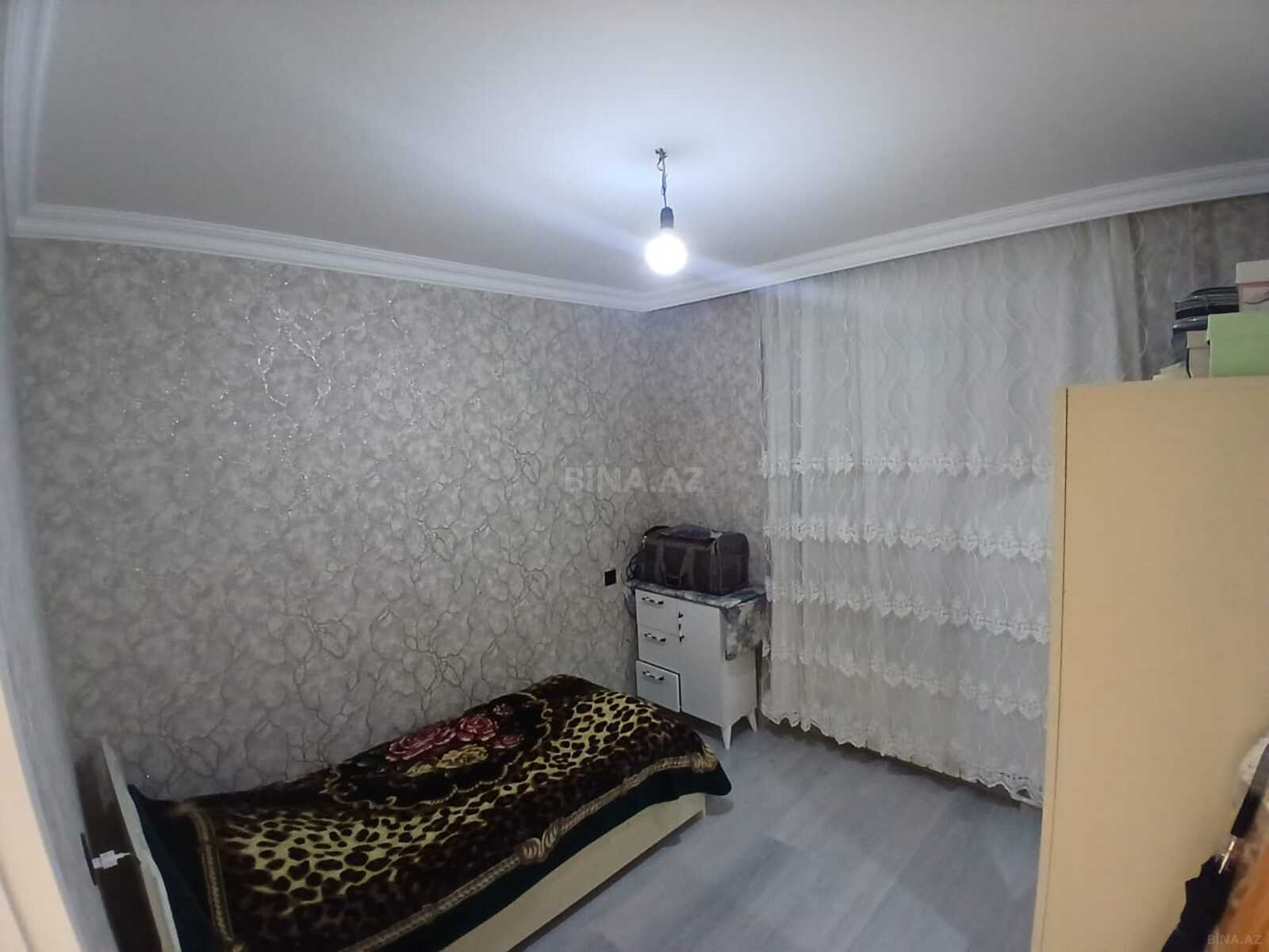 4 otaqlı Köhnə tikili, Həzi Aslanov m., Bakı