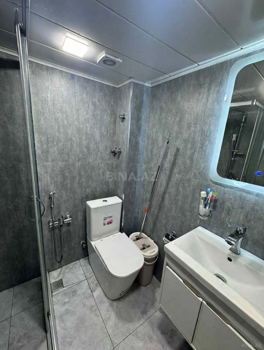 3 otaqlı Köhnə tikili, Neftçilər m., Bakı