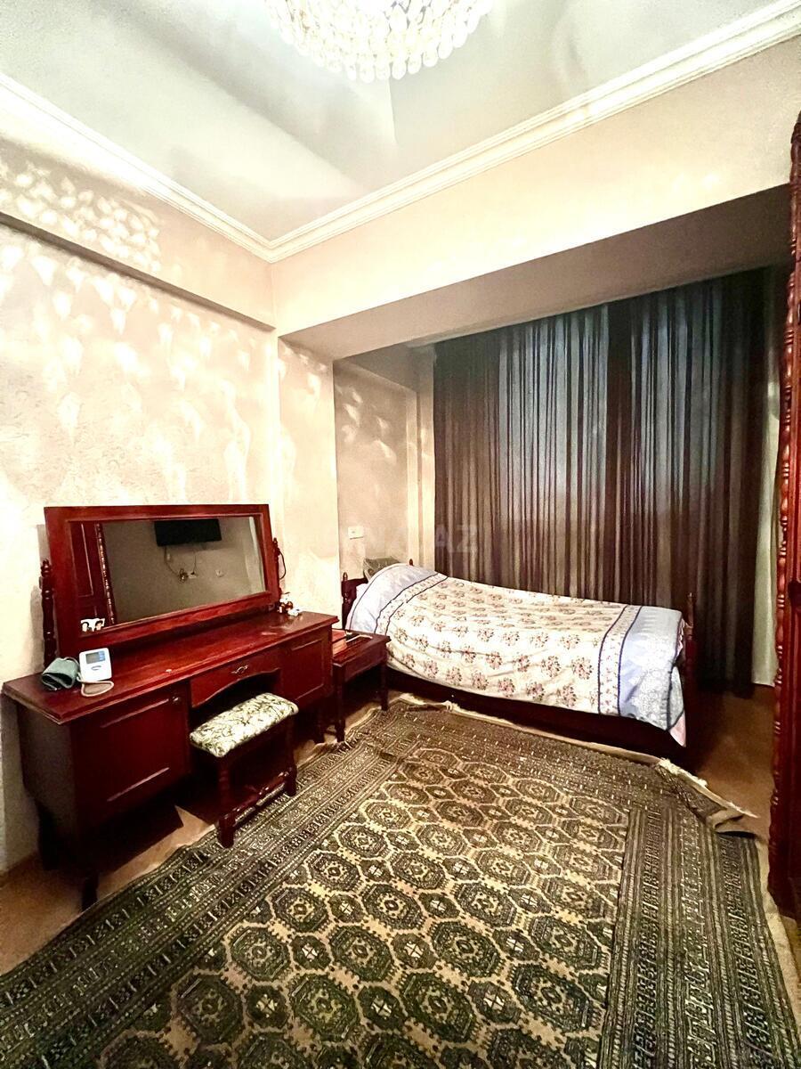 4 otaqlı Köhnə tikili, Nəsimi r., Bakı
