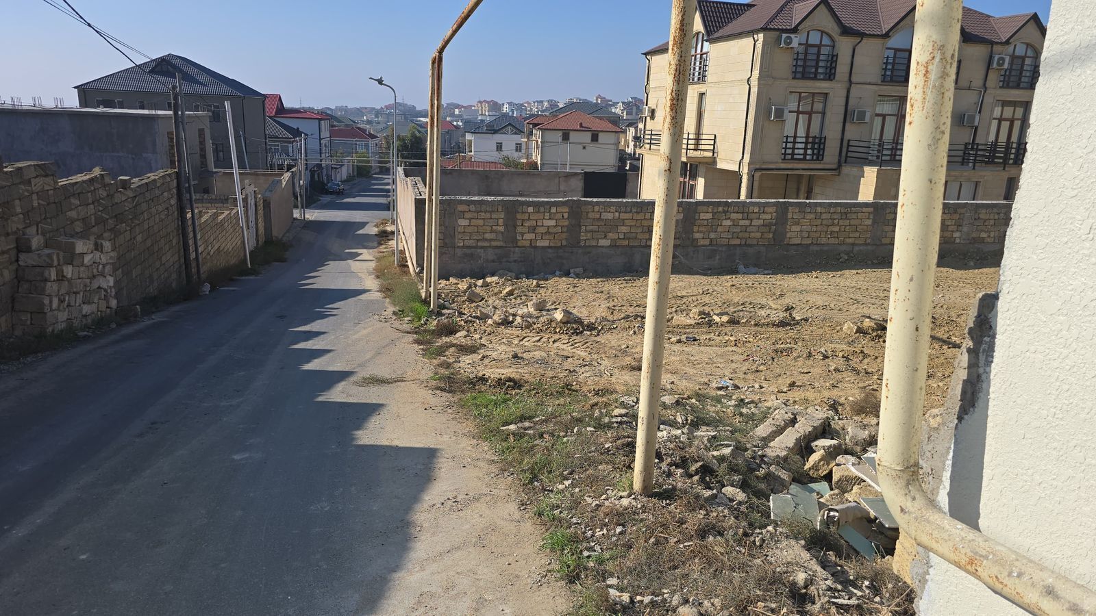 Torpaq Badamdar q., Bakı