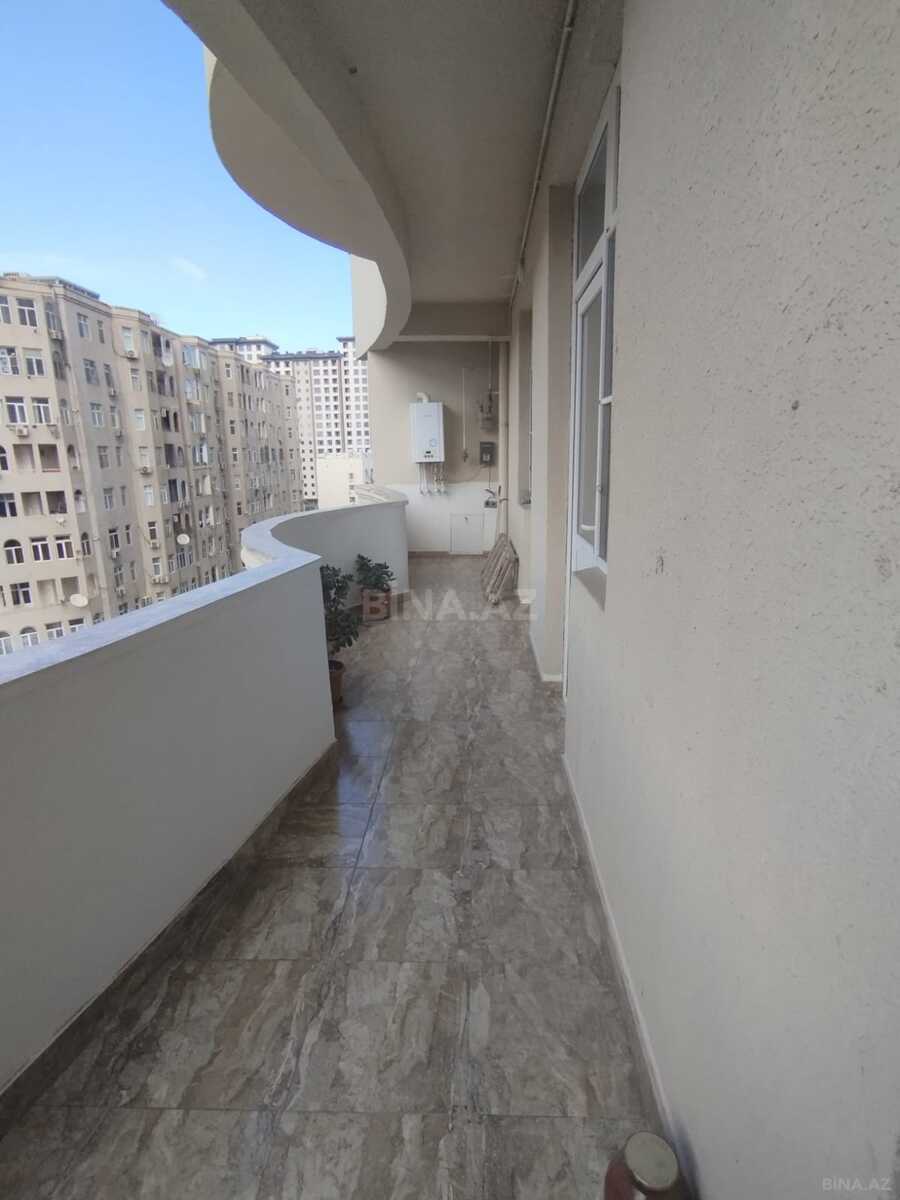 3 otaqlı Yeni tikili, Şah İsmayıl Xətai m., Bakı