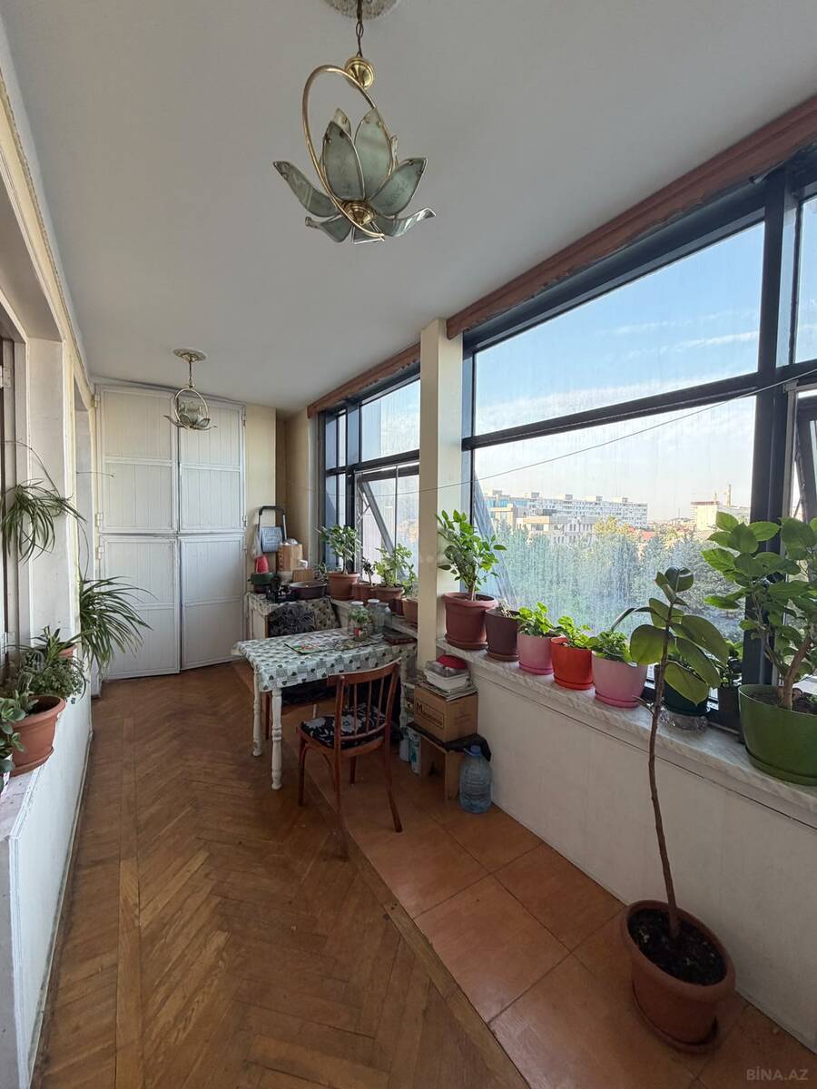 3 otaqlı Köhnə tikili, Gənclik m., Bakı