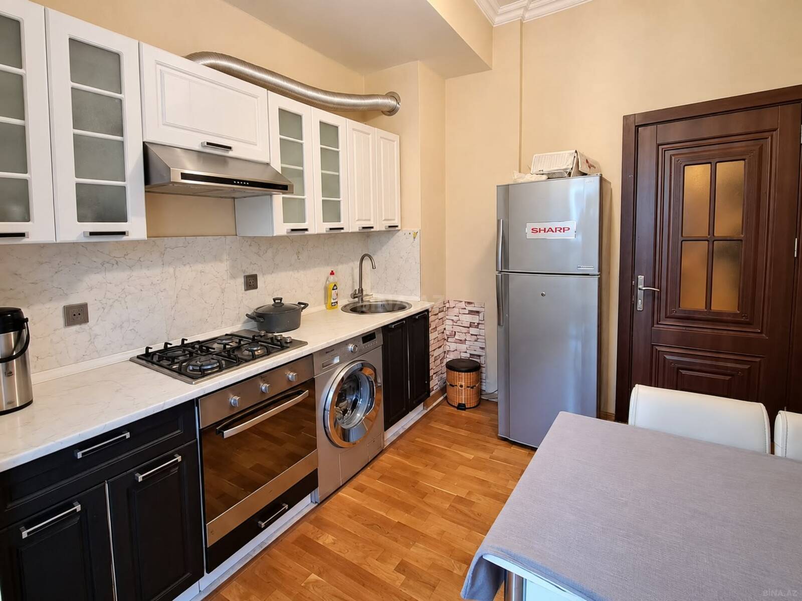 3 otaqlı Yeni tikili, Qara Qarayev m., Bakı
