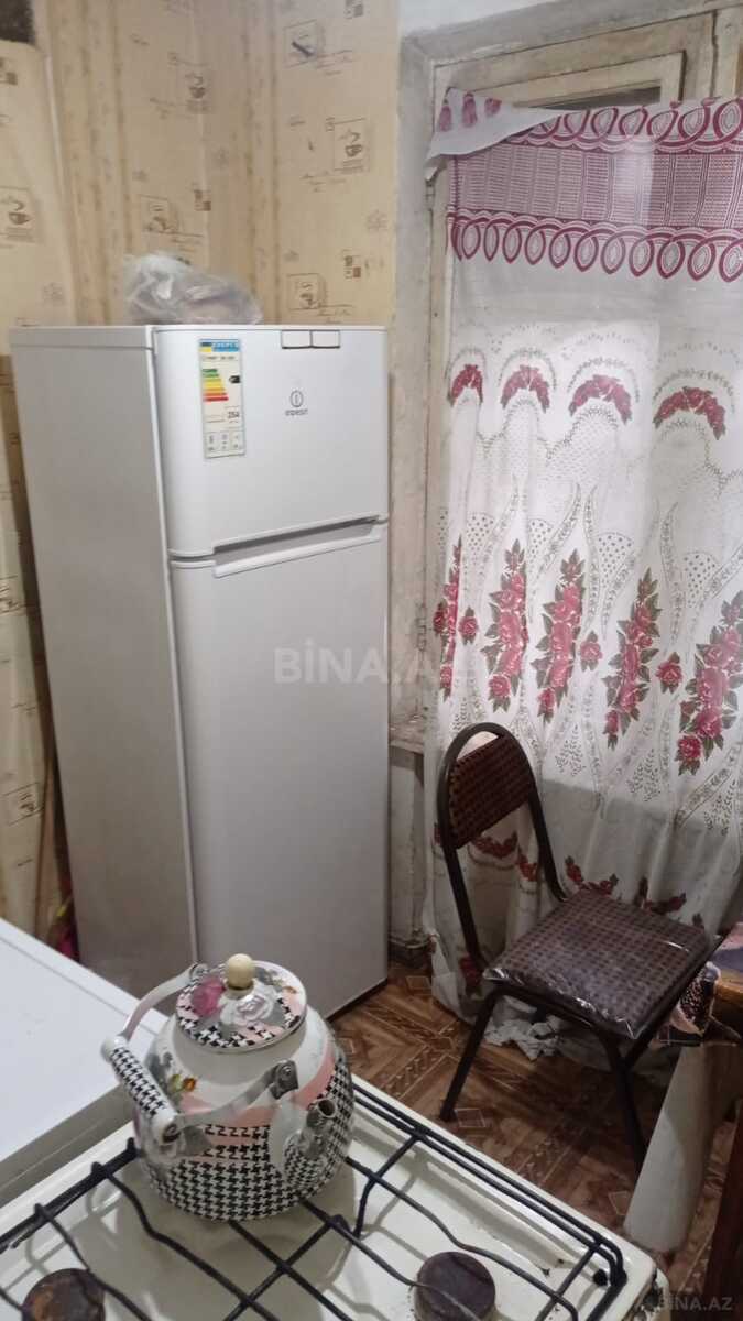 2 otaqlı Köhnə tikili, Qara Qarayev m., Bakı