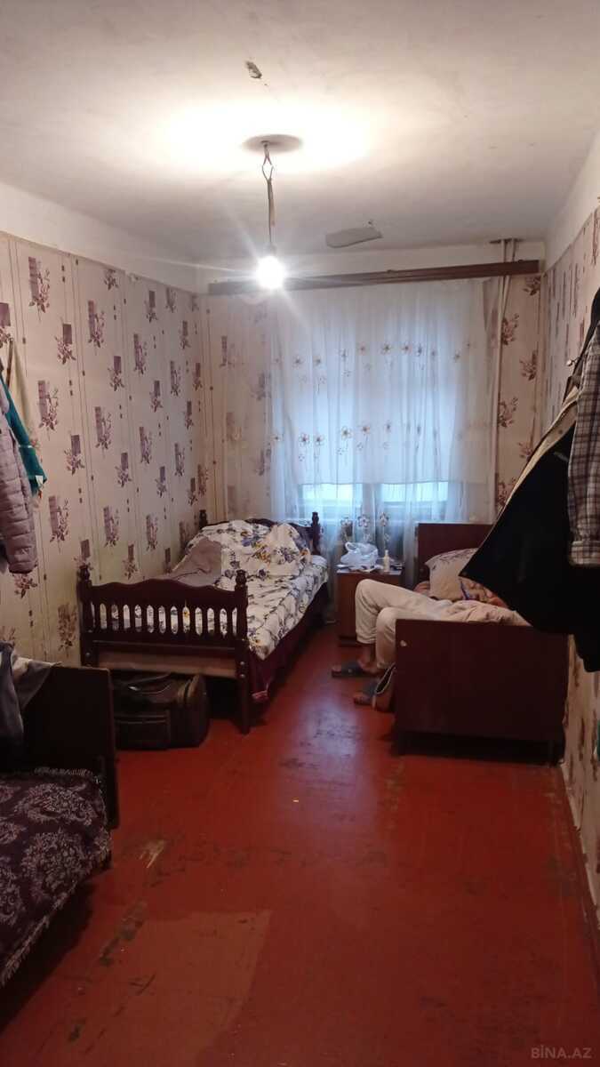 2 otaqlı Köhnə tikili, Qara Qarayev m., Bakı
