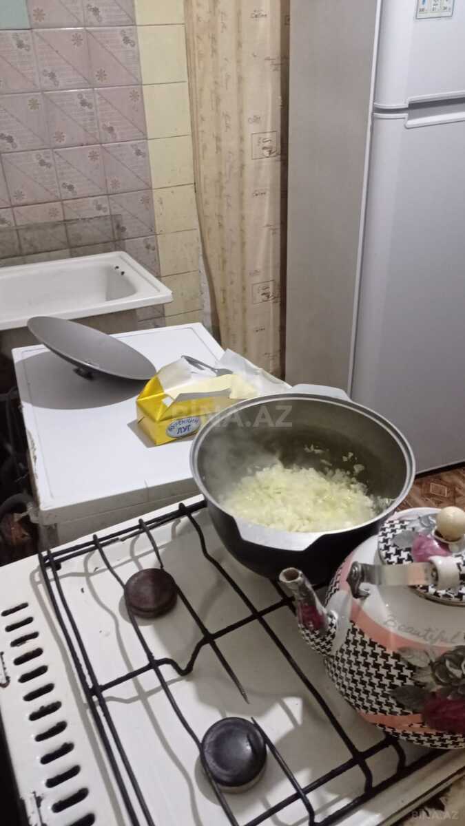 2 otaqlı Köhnə tikili, Qara Qarayev m., Bakı