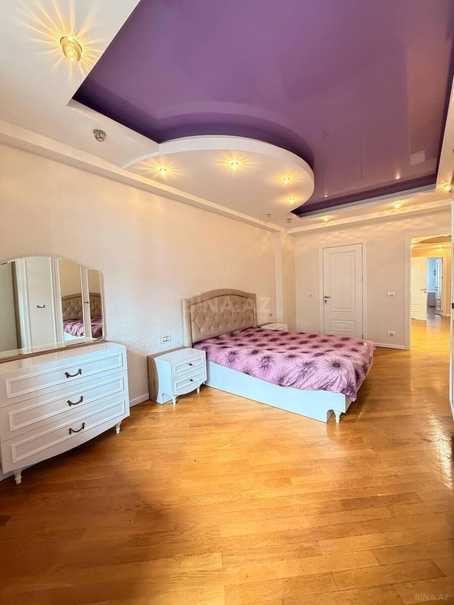 3 otaqlı Yeni tikili, Şah İsmayıl Xətai m., Bakı