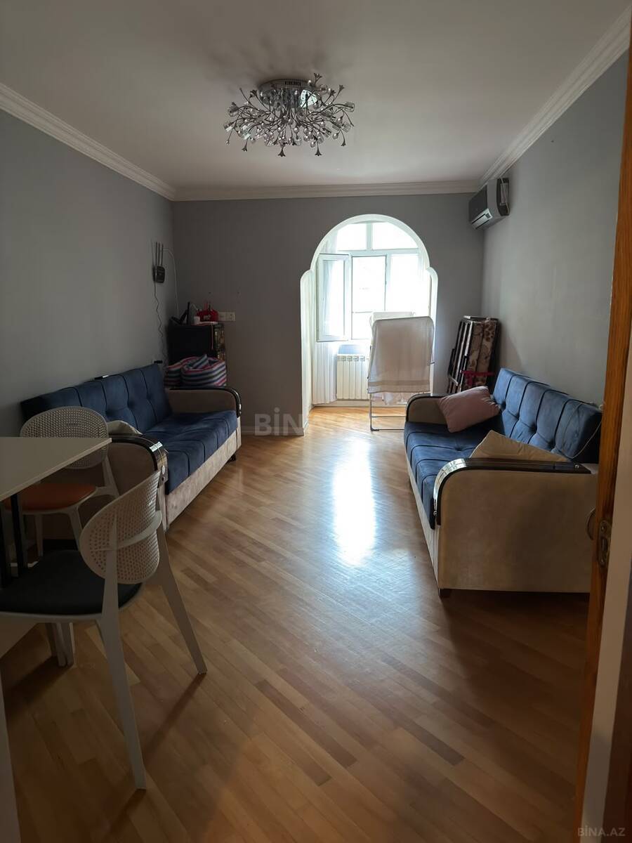 2 otaqlı Köhnə tikili, Neftçilər m., Bakı