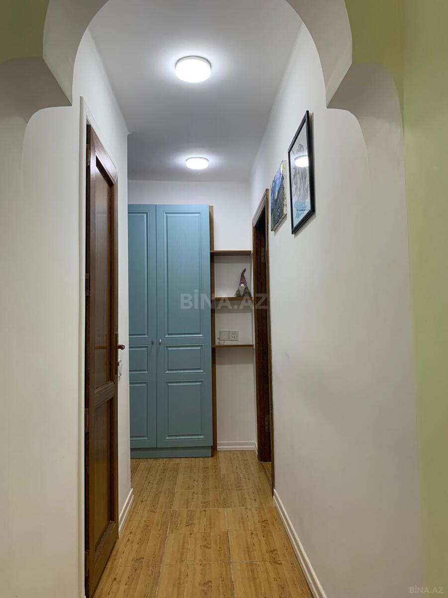 2 otaqlı Köhnə tikili, Neftçilər m., Bakı