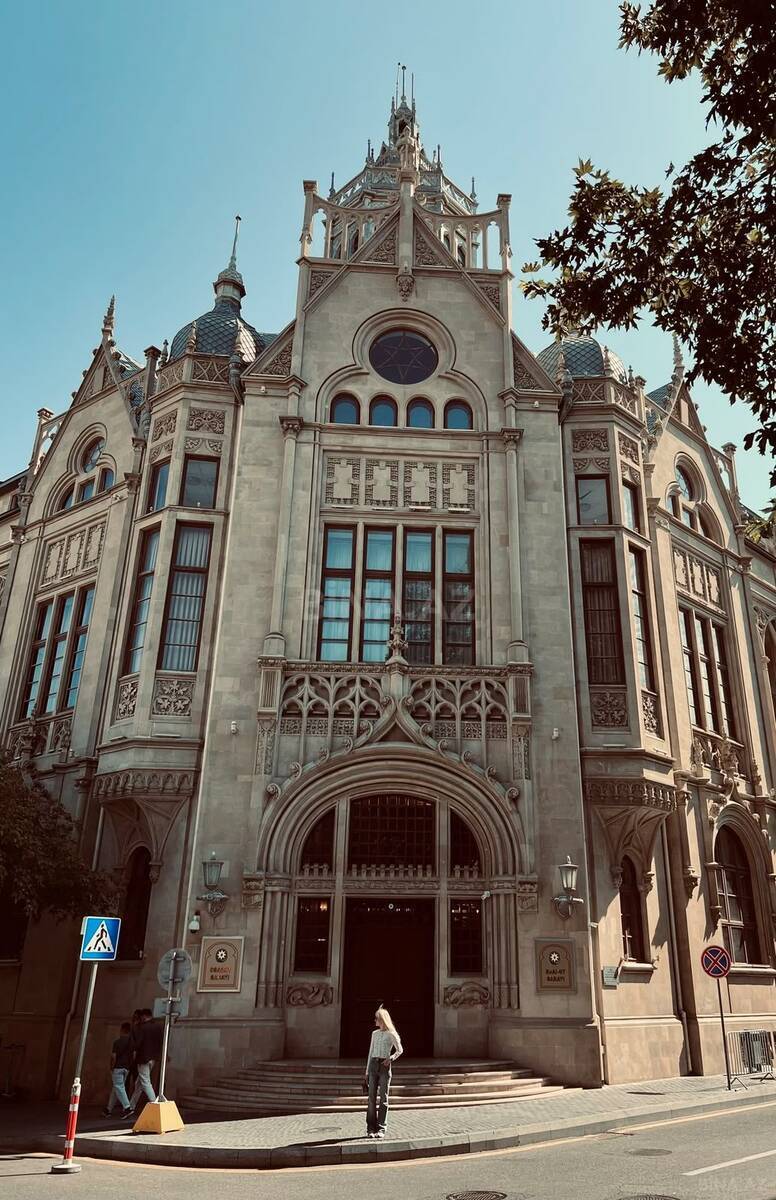 3 otaqlı Köhnə tikili, İçəri Şəhər m., Bakı