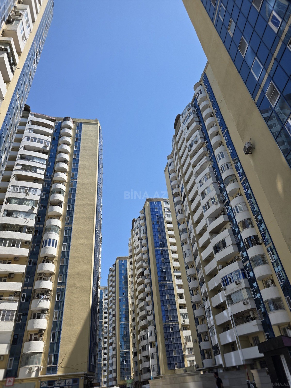 2 otaqlı Yeni tikili, Bakıxanov q., Bakı