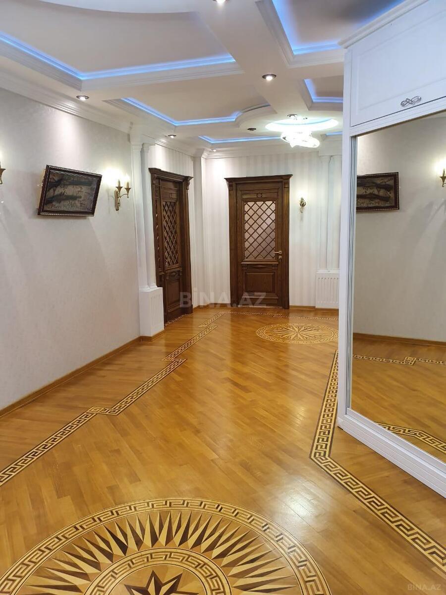 4 otaqlı Yeni tikili, Nizami m., Bakı