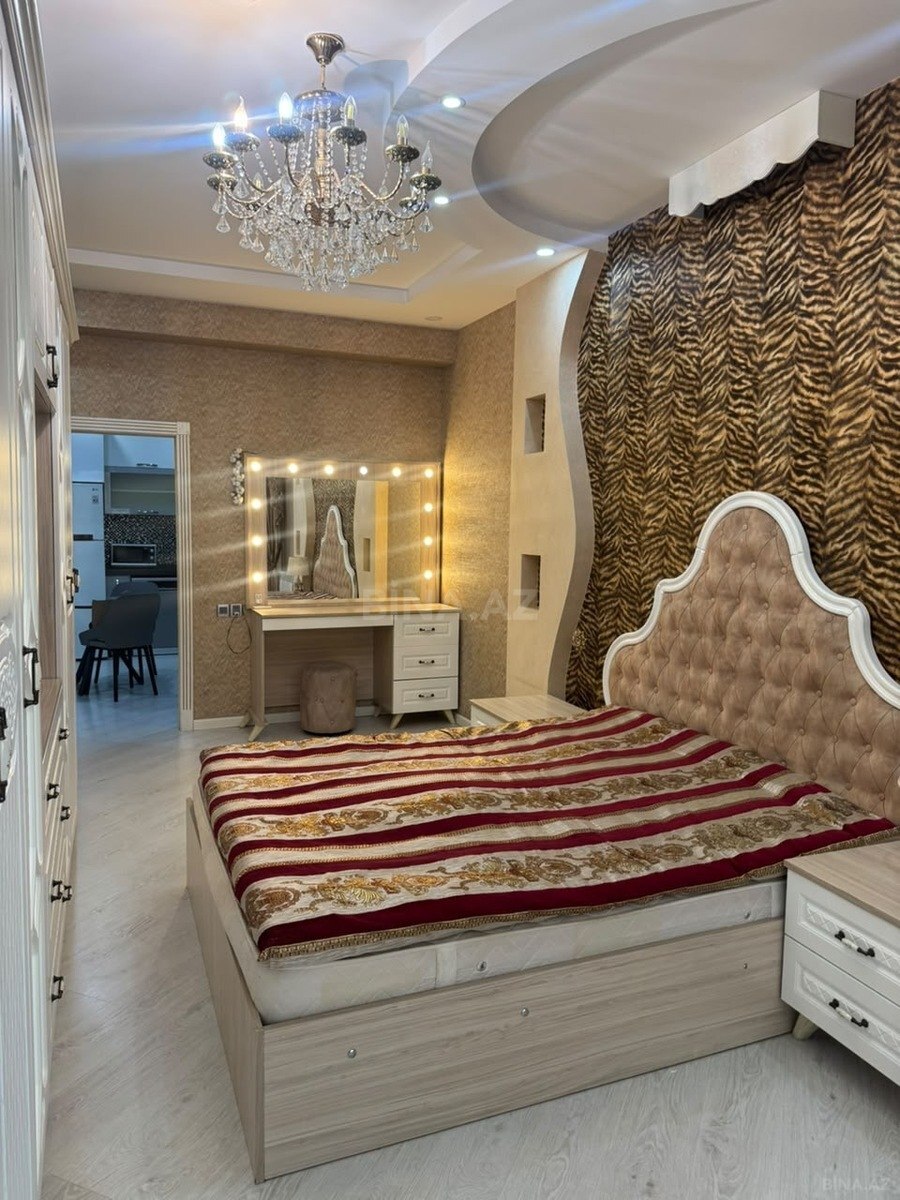 3 otaqlı Yeni tikili, Şah İsmayıl Xətai m., Bakı