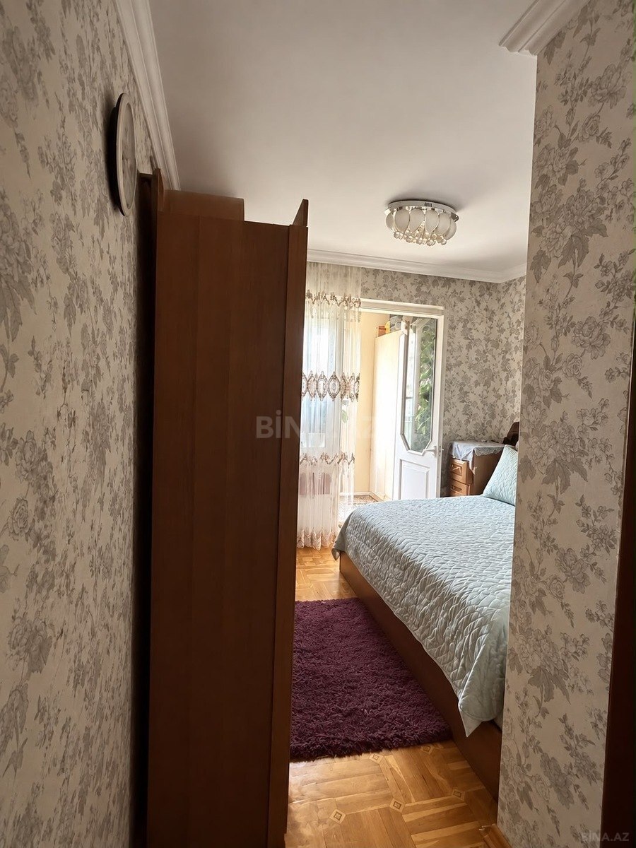3 otaqlı Köhnə tikili, Əhmədli m., Bakı