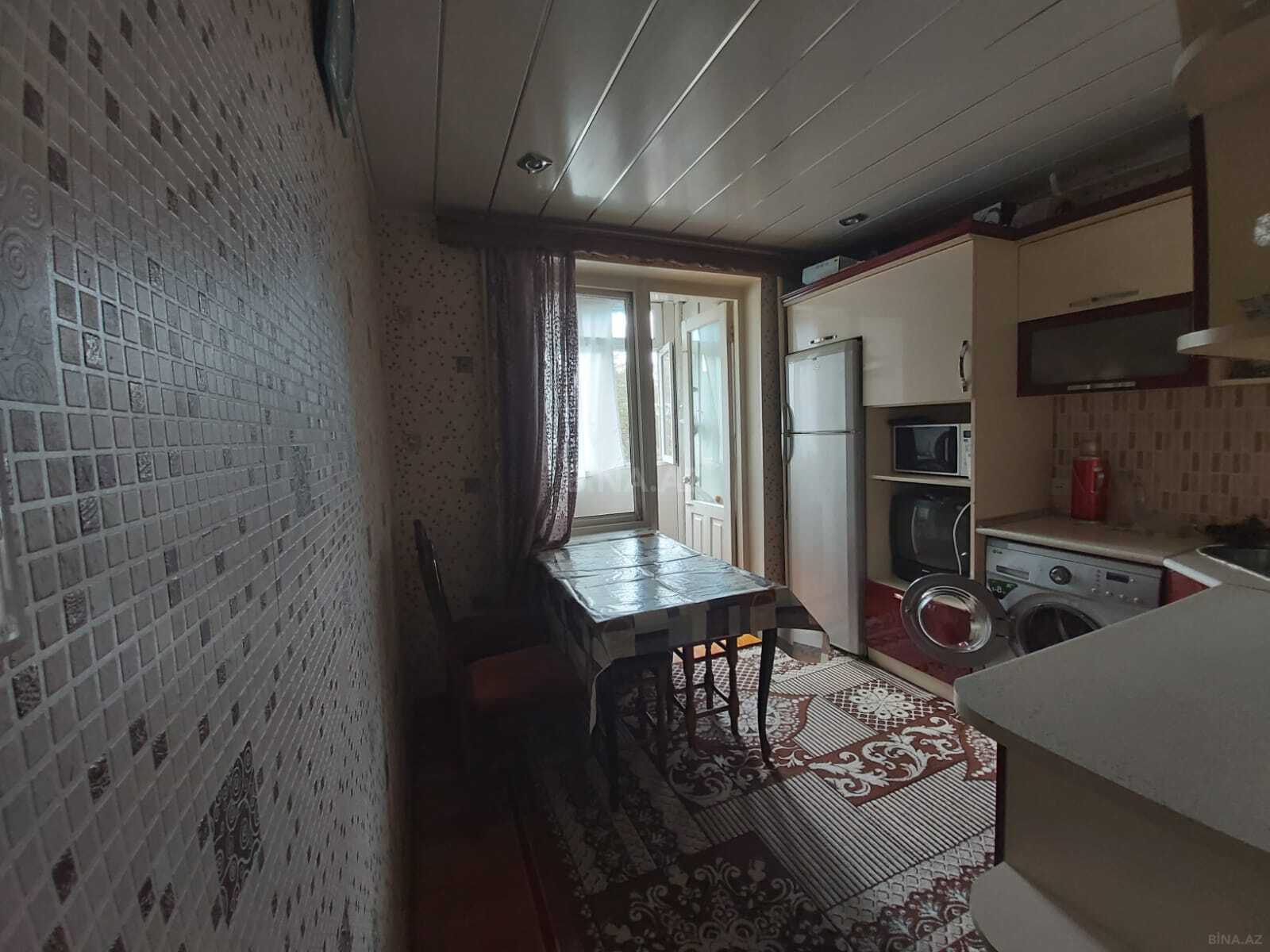 3 otaqlı Köhnə tikili, Əhmədli m., Bakı