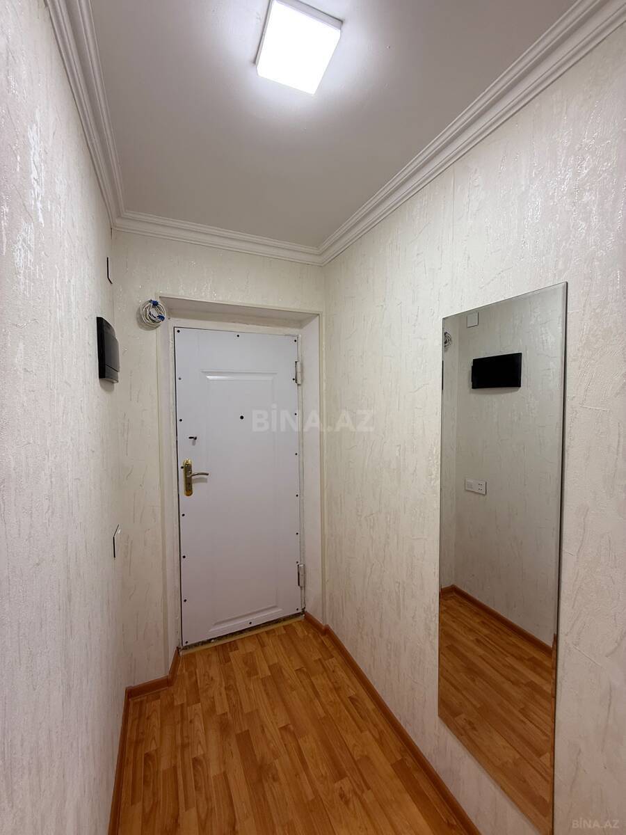 2 otaqlı Köhnə tikili, Elmlər Akademiyası m., Bakı