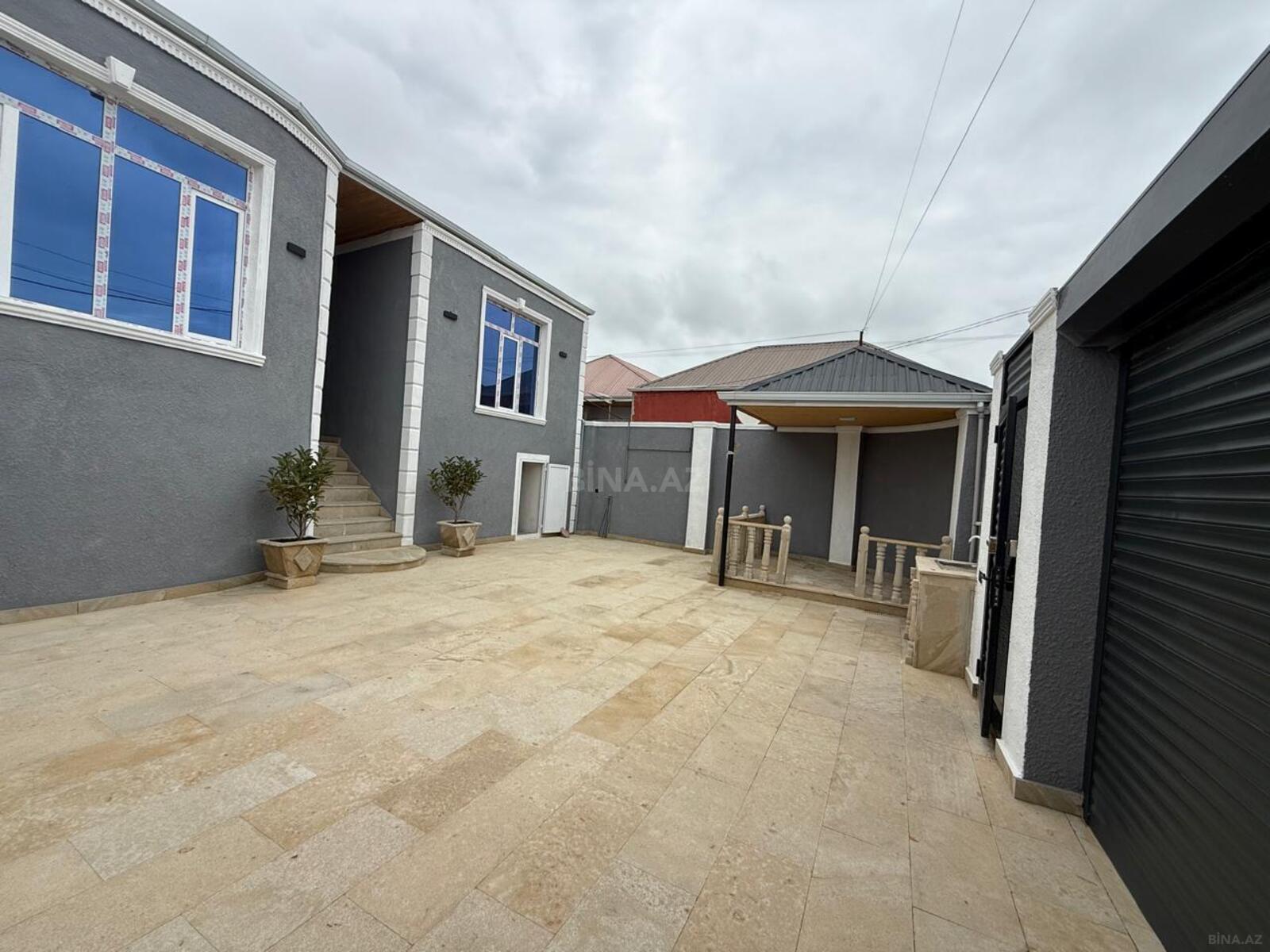 4 otaqlı Həyət evi/Bağ evi, Hövsan q., Bakı
