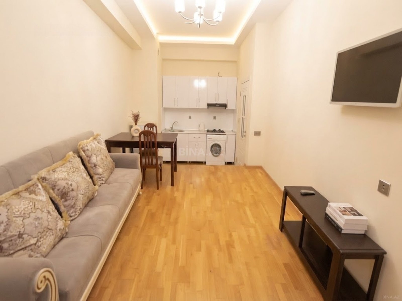 2 otaqlı Köhnə tikili, Yeni Günəşli q., Bakı