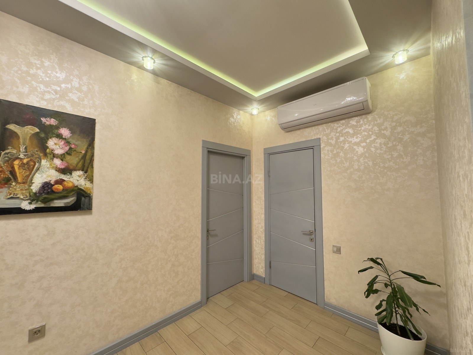 3 otaqlı Yeni tikili, 8 Noyabr m., Bakı