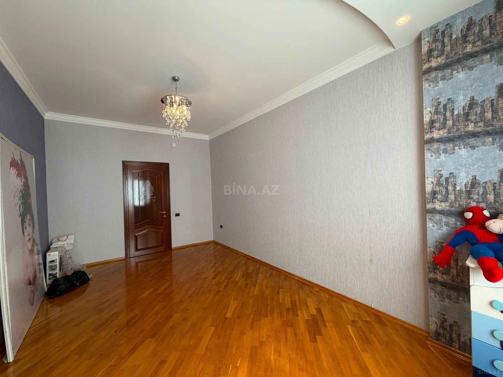 3 otaqlı Yeni tikili, Şah İsmayıl Xətai m., Bakı