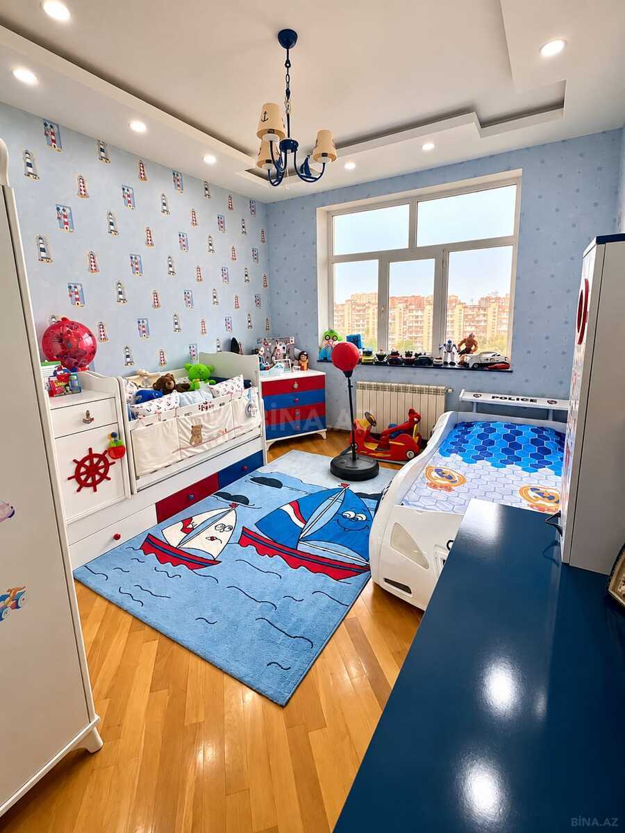 3 otaqlı Yeni tikili, İnşaatçılar m., Bakı