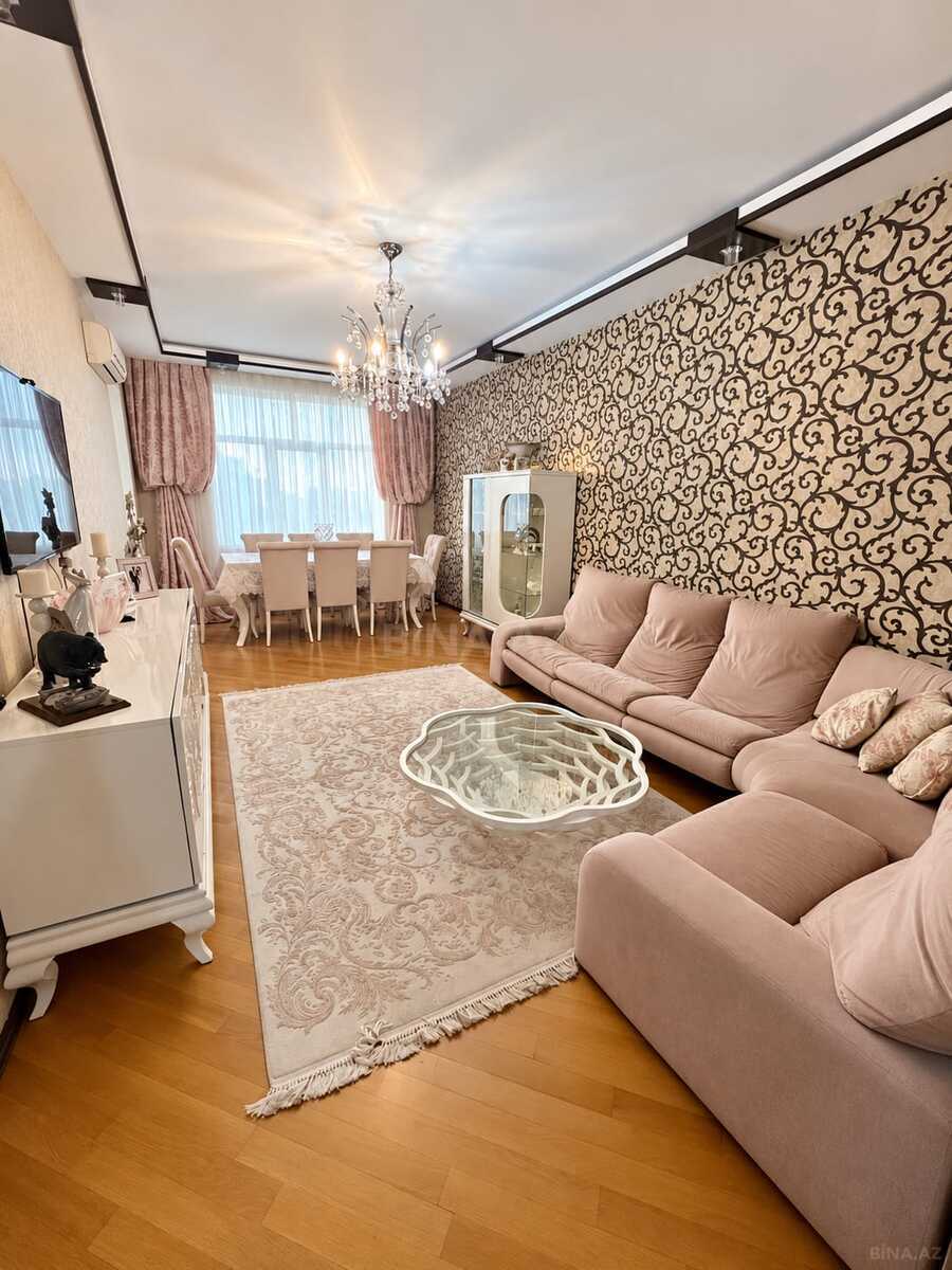 3 otaqlı Yeni tikili, İnşaatçılar m., Bakı