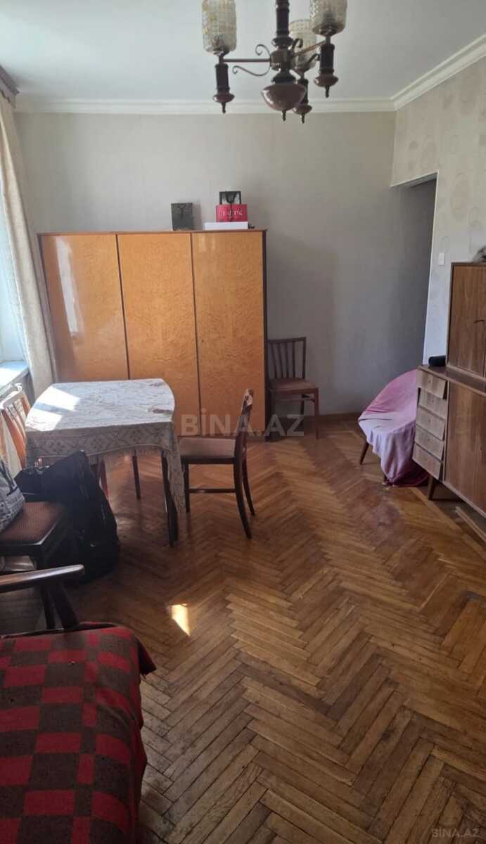 1 otaqlı Köhnə tikili, Həzi Aslanov m., Bakı