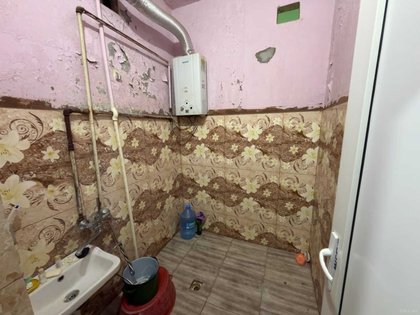 2 otaqlı Köhnə tikili, 20 Yanvar m., Bakı