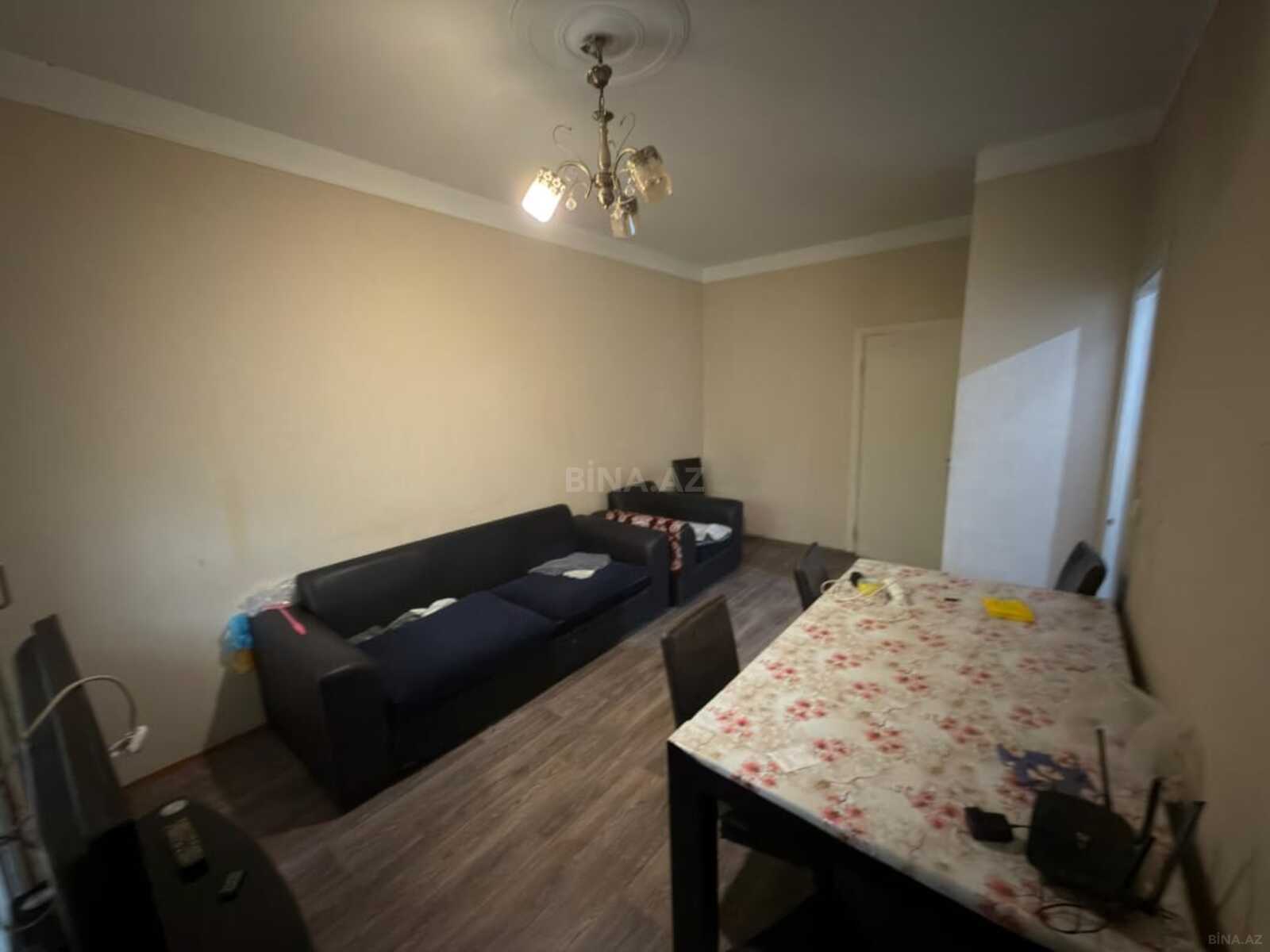 2 otaqlı Köhnə tikili, 20 Yanvar m., Bakı