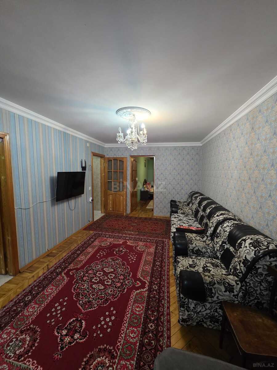 3 otaqlı Köhnə tikili, Sumqayıt