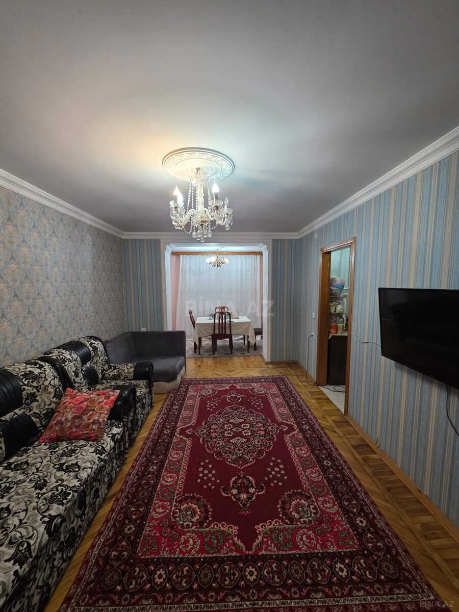 3 otaqlı Köhnə tikili, Sumqayıt