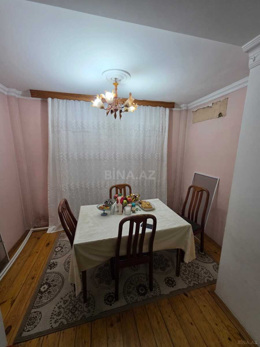3 otaqlı Köhnə tikili, Sumqayıt