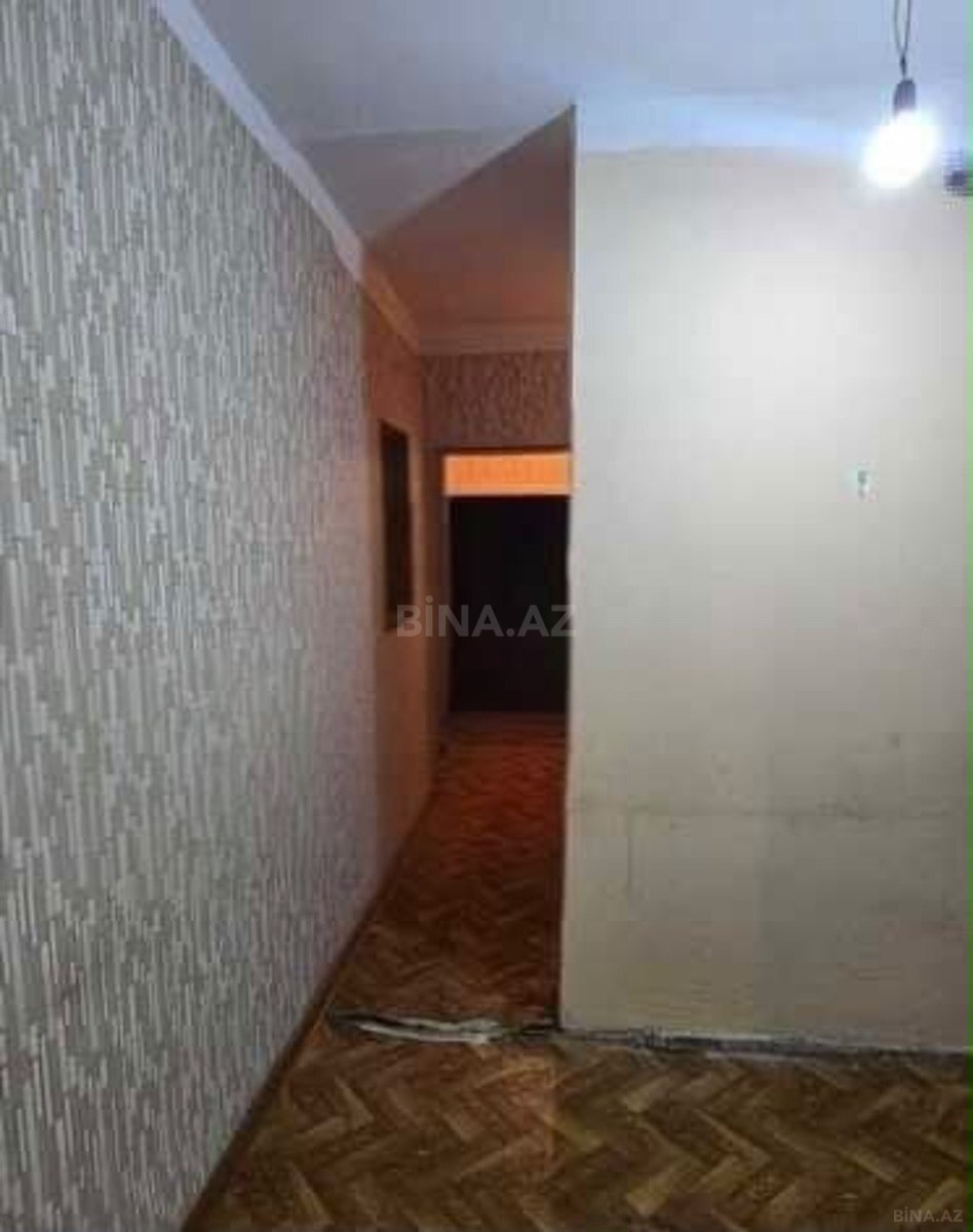 2 otaqlı Köhnə tikili, Xalqlar Dostluğu m., Bakı