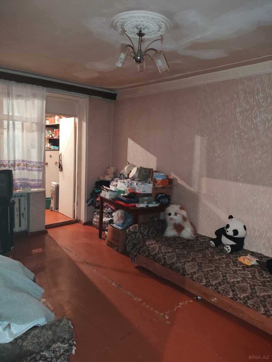 1 otaqlı Köhnə tikili, Neftçilər m., Bakı