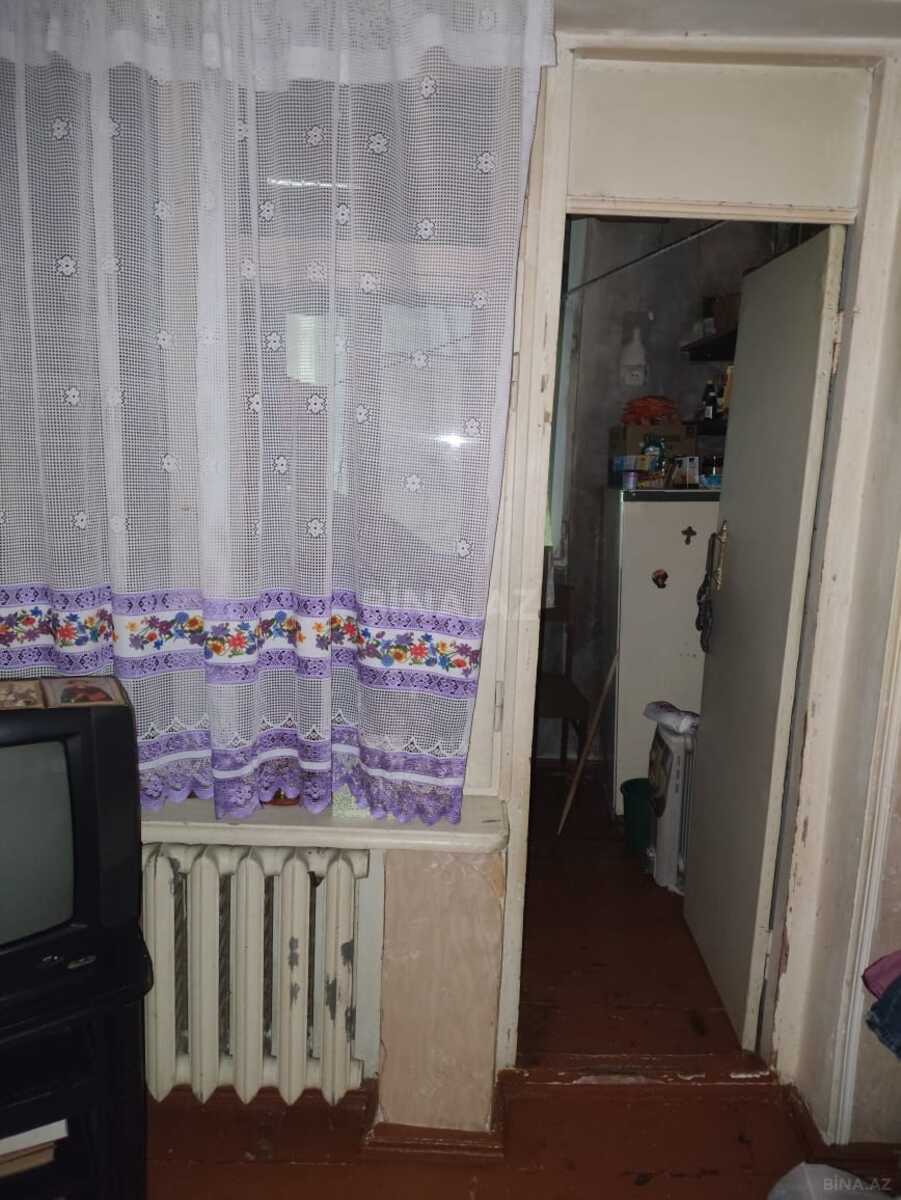1 otaqlı Köhnə tikili, Neftçilər m., Bakı