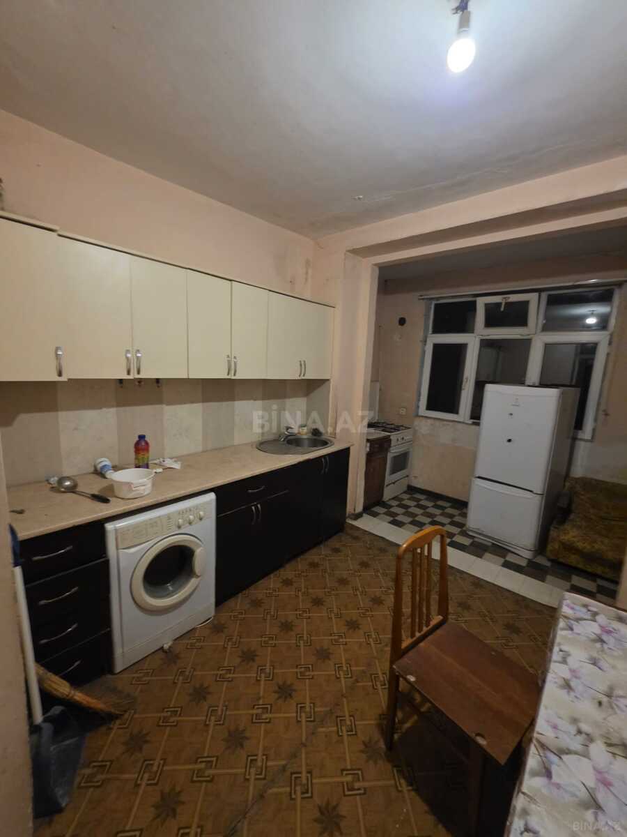 3 otaqlı Köhnə tikili, Sumqayıt